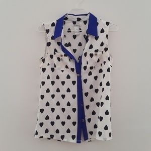Heart Print Sleeveless Blouse